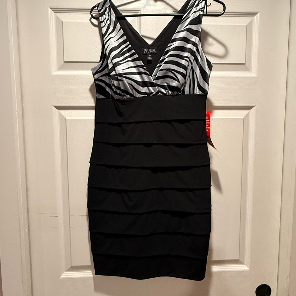 Enfocus Studio Black and White Tiered Sheath Mini Dress